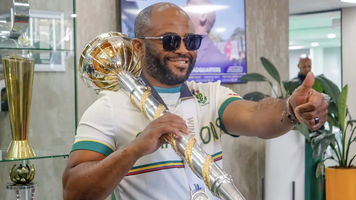 Proteas Launch Nationwide Tour with ICC Test Championship Mace