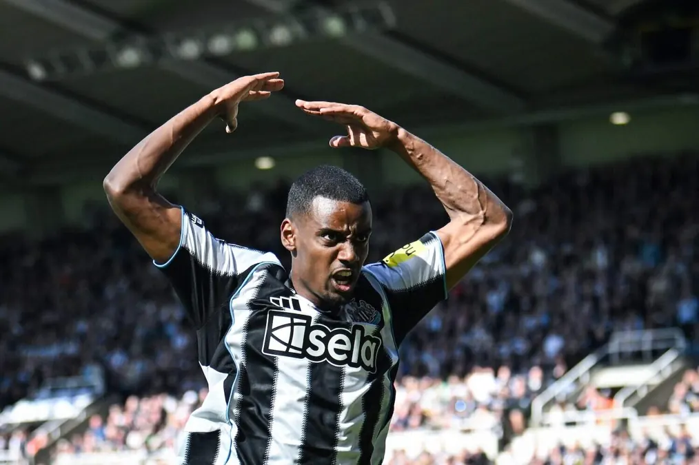 Liverpool Signs Alexander Isak: A New Era for South African Fans