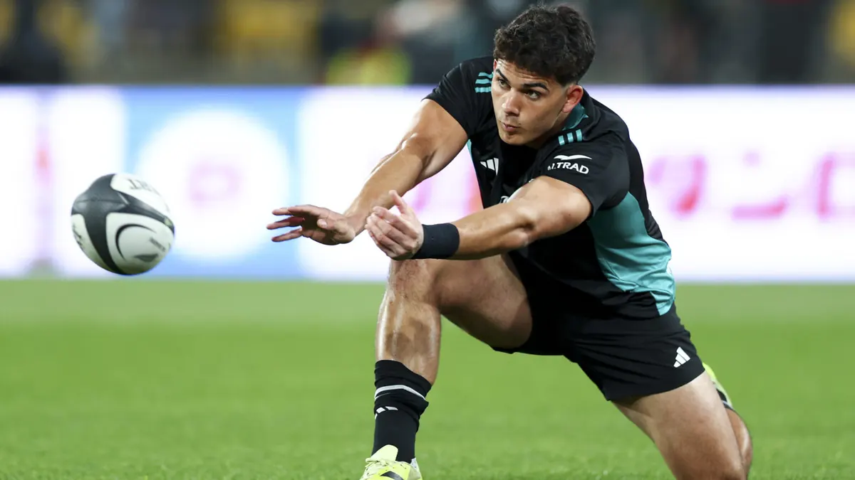 All Blacks Face Scrumhalf Crisis Ahead of Rugby Championship