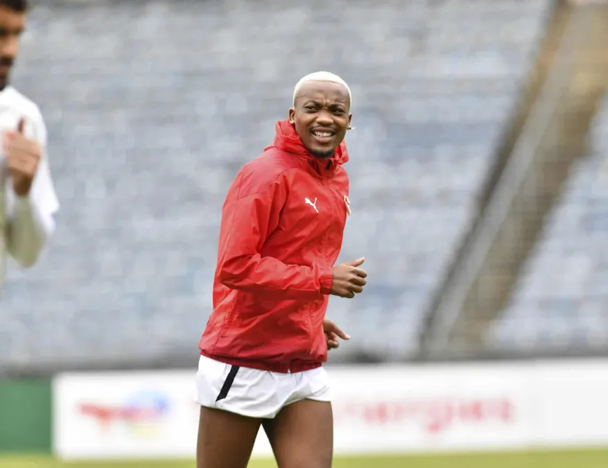 Khanyisa Mayo Joins Kaizer Chiefs in Major Transfer Move